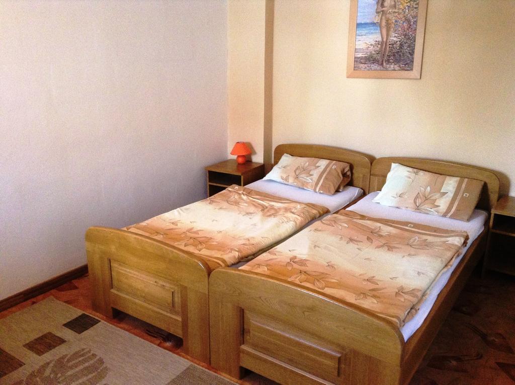 Ubytovanie Anka Sučanská Čachtice Camera foto